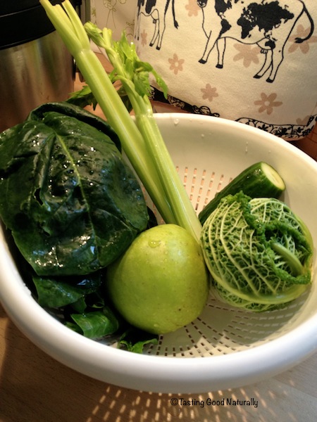 Tasting Good Naturally : Cliquez ici pour découvrir ce jus de légumes... vert à base de chou,  concombre, épinards... #vegan