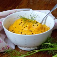 Tasting Good Naturally : Purée de fenouil et carottes aux pois chiches et purée d’amandes #vegan