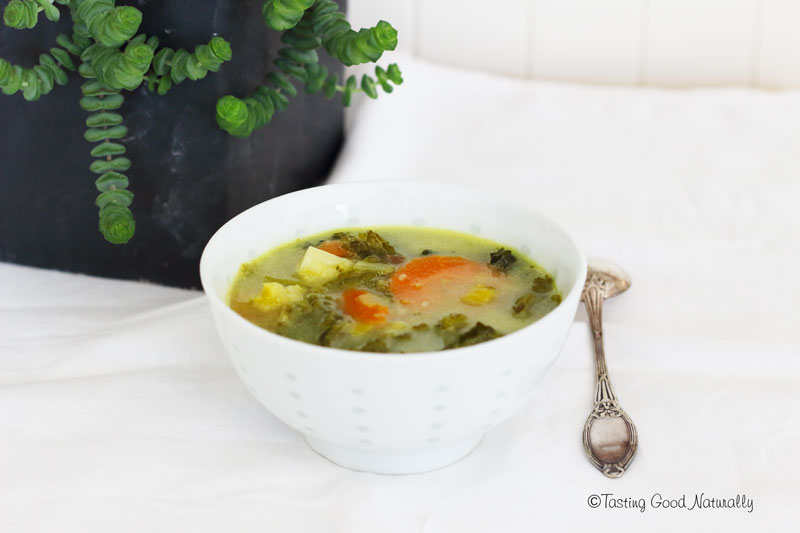 Tasting Good Naturally : Hello ! Venez découvrir ma recette super simple de soupe de légumes au curry et lait de coco végétalienne. C’est un régal pour les papilles. Envie de tester ? C’est par ici !