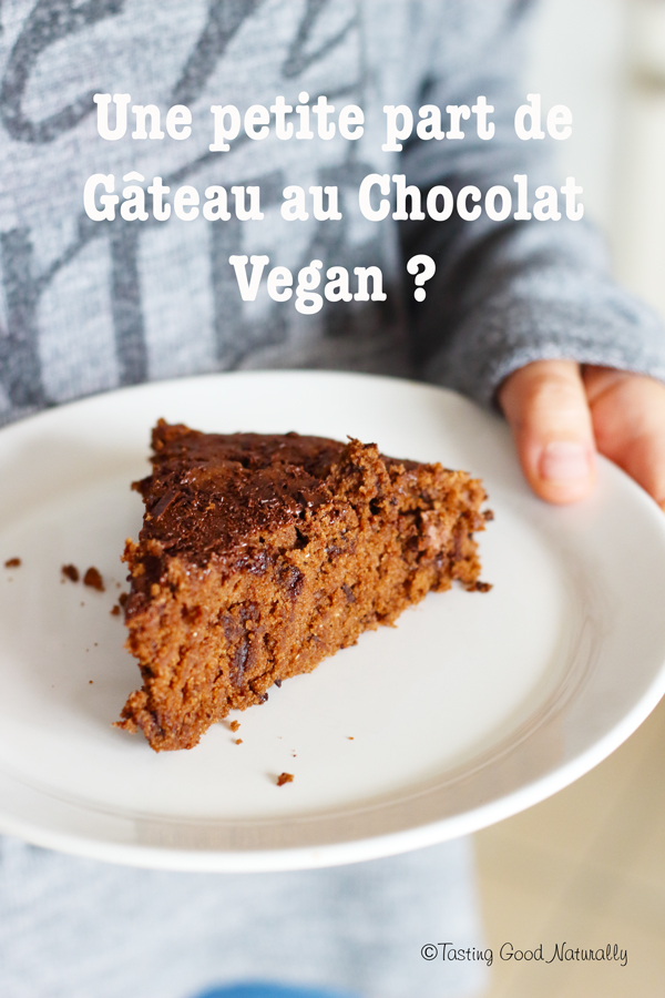 Tasting Good Naturally : Vous cherchez un gâteau au chocolat vegan hyper simple et rapide à faire, idéal pour un anniversaire ? Venez tester celui-ci, c’est par ici !